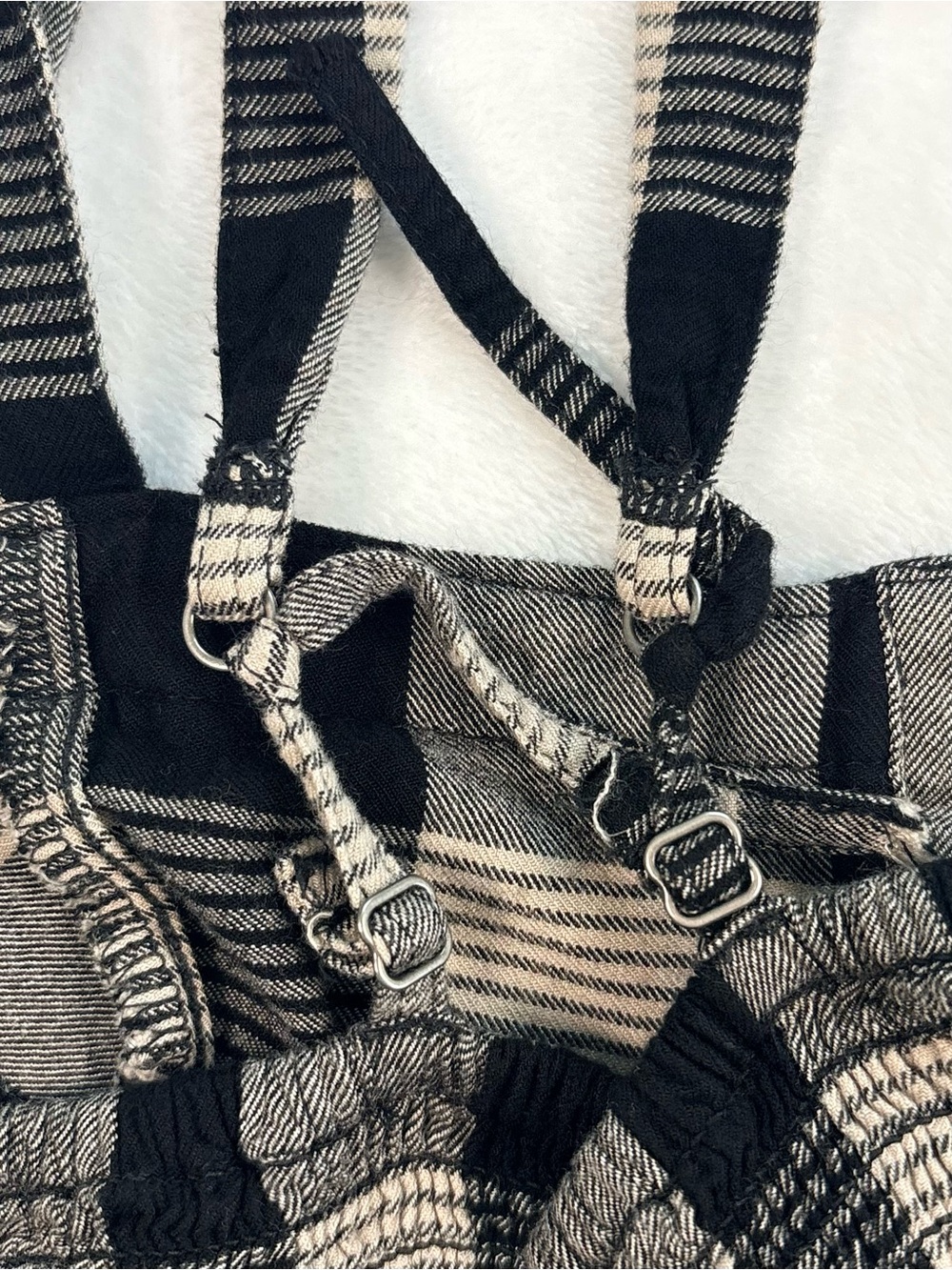 HOLLISTER Black White Plaid Romper Medium Smocked Button Front Sleeveless Y2K - Picture 8 of 9